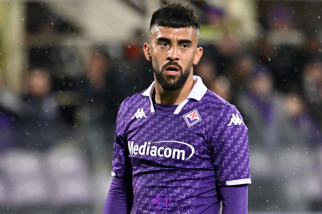 Fiorentina-Atalanta, Nico Gonzalez attacca La Penna: l’episodio con Carnesecchi