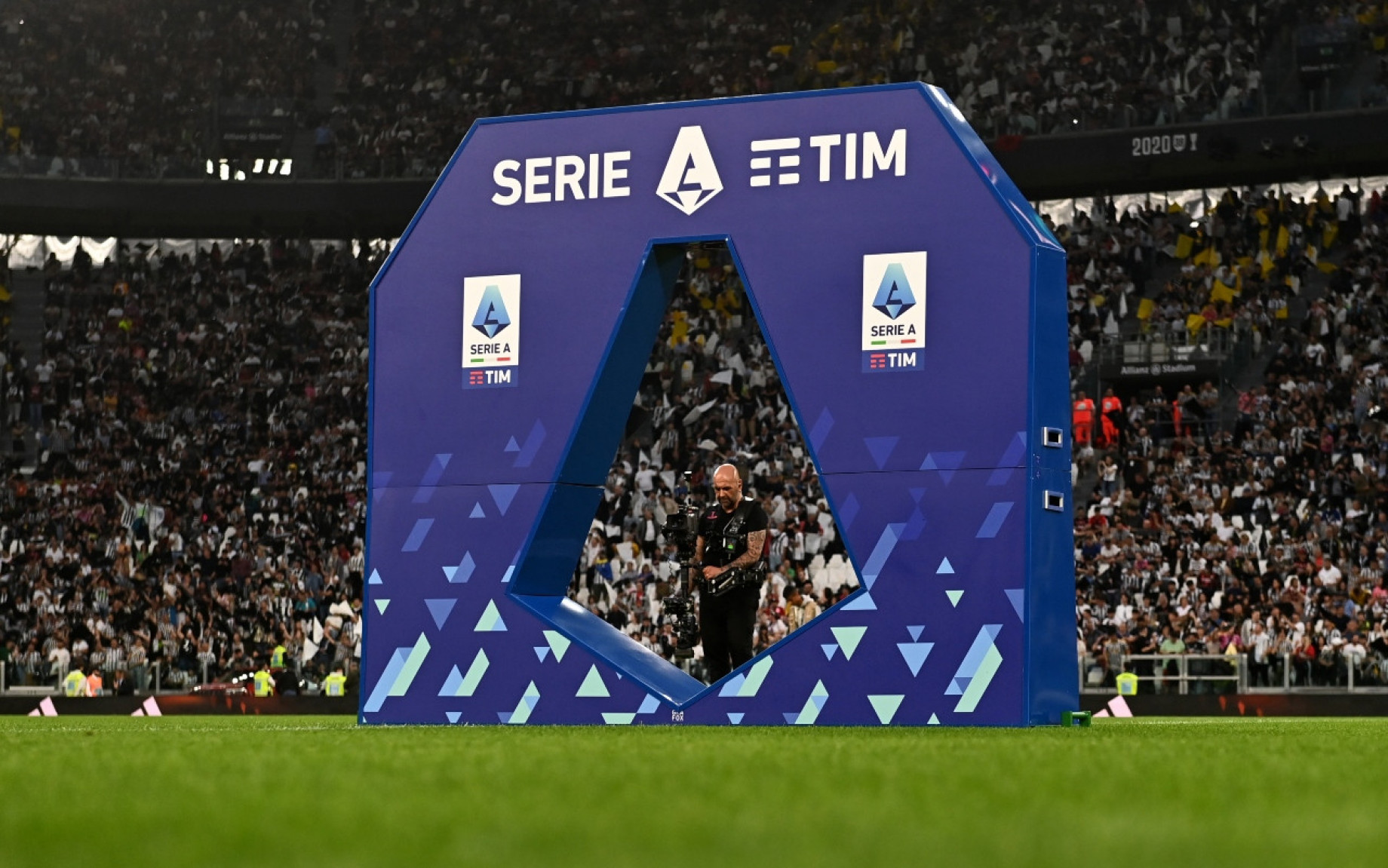 Serie A, anticipi e posticipi della 36ª giornata: Frosinone-Inter di venerdì FOTO